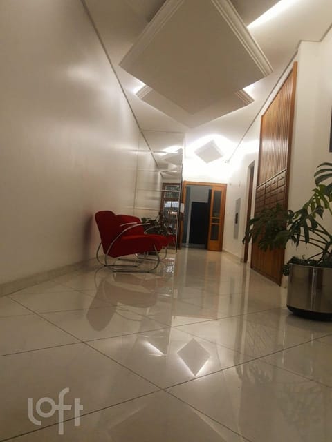 Image 18 - 266115